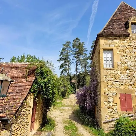 Prázdninový dům Beautiful House With Heated Pool Saint-Leon-sur-Vezere